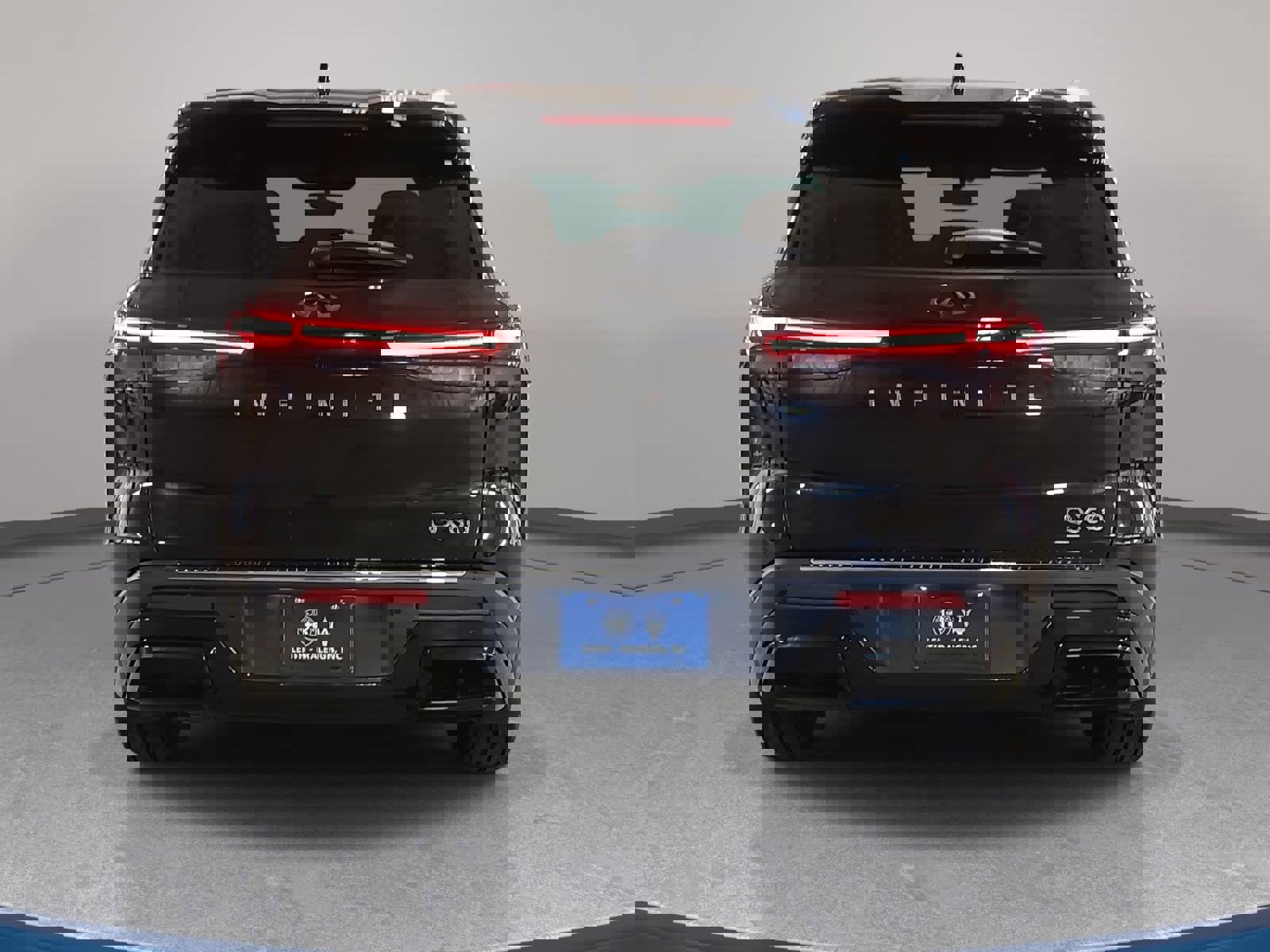 Used 2023 INFINITI QX60 Luxe w/ Performance Audio Package image 6