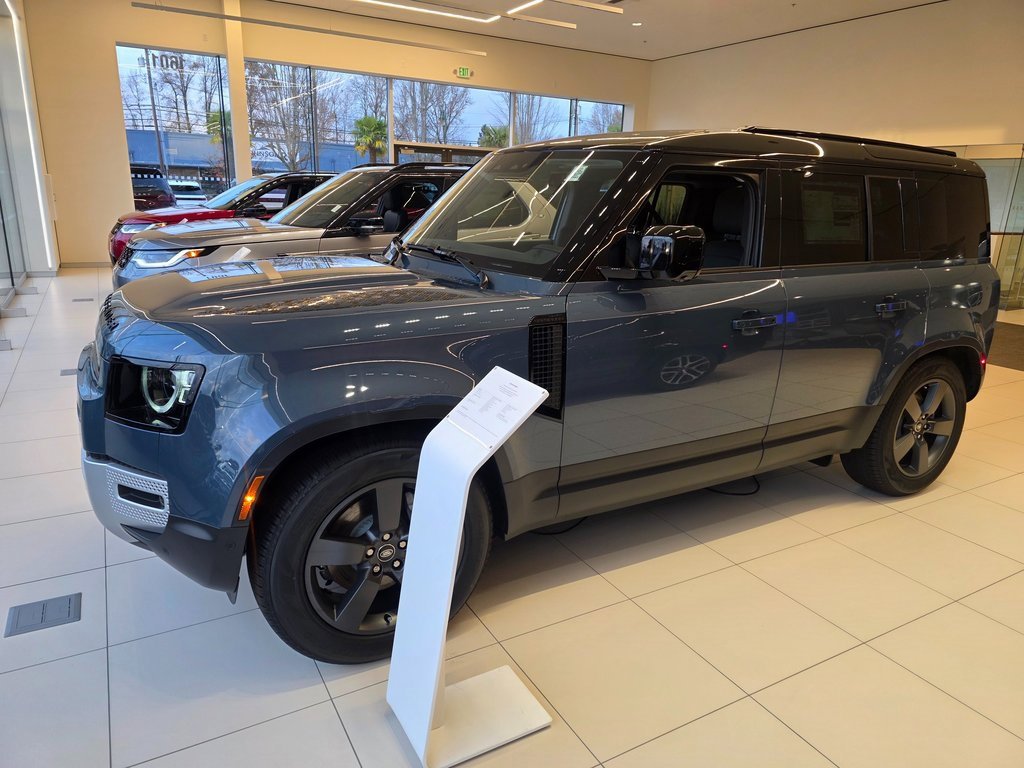 New 2025 Land Rover Defender 110 S image 2