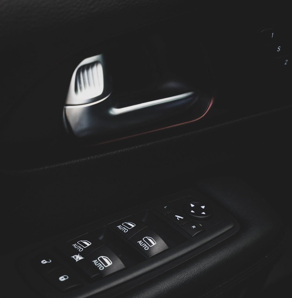 Used 2020 Chrysler Pacifica Limited FWD image 16