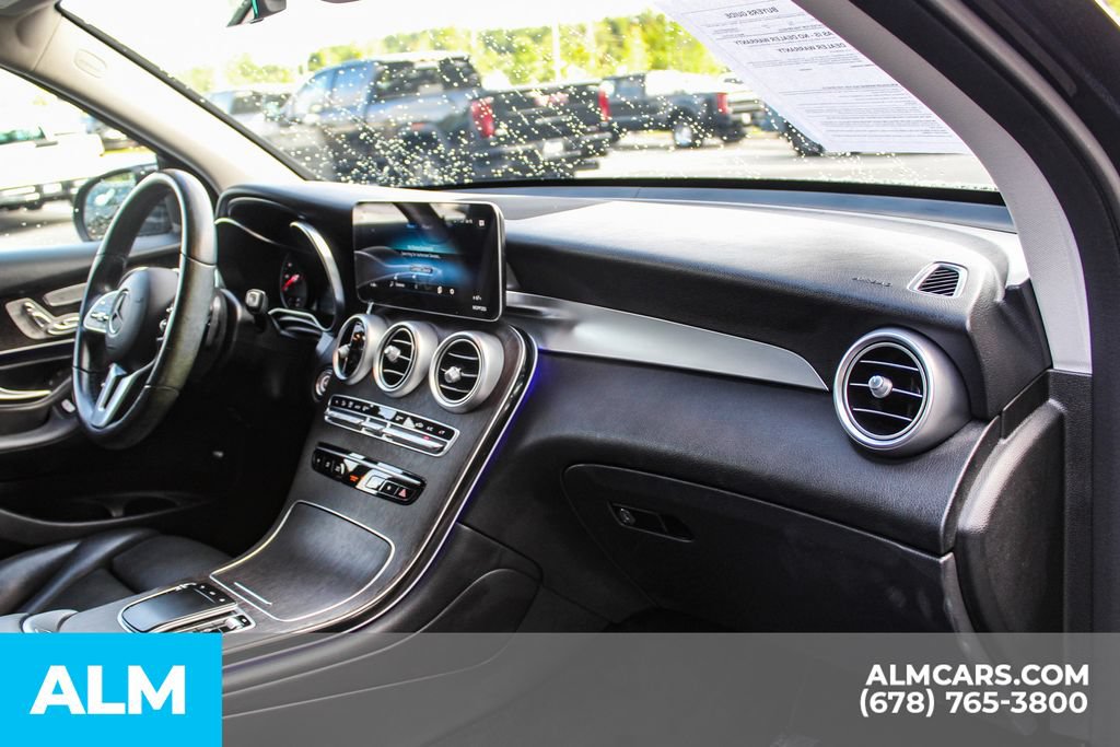 Used 2021 Mercedes-Benz GLC 300 4MATIC w/ Premium Package image 23