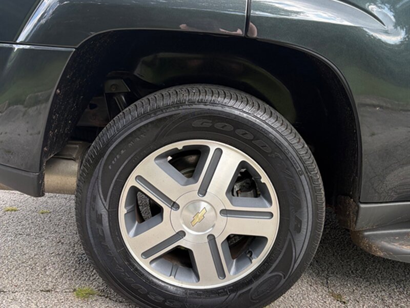 Used 2005 Chevrolet TrailBlazer LT AWD/4WD image 28