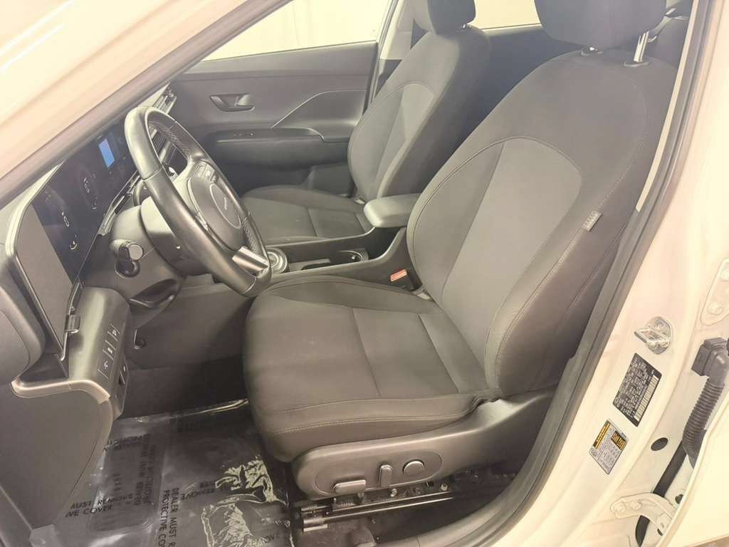 Used 2024 Hyundai Kona SEL FWD image 33
