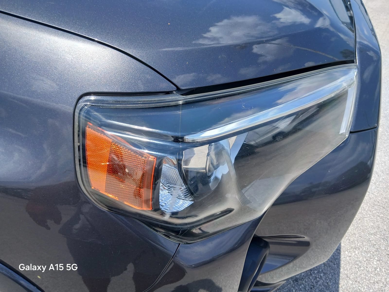Used 2017 Toyota 4Runner SR5 AWD/4WD image 16