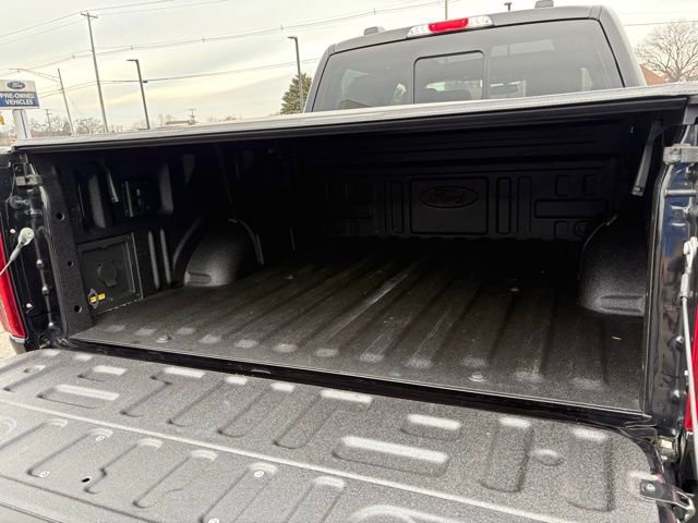 Used 2025 Ford F150 Lariat w/ Equipment Group 501A Mid image 14