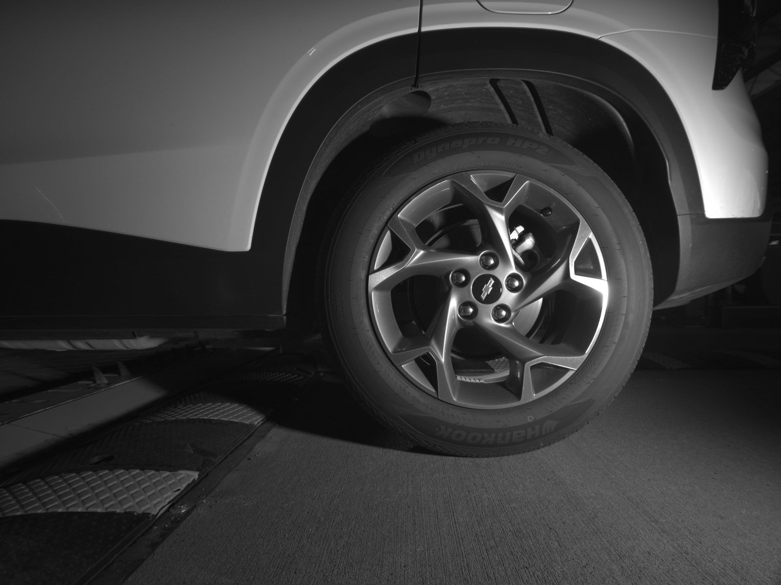 Used 2025 Chevrolet Trax LT FWD image 11