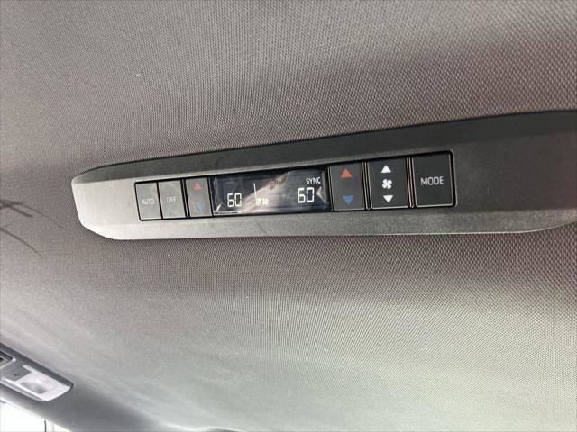 Certified 2021 Toyota Sienna XSE image 23