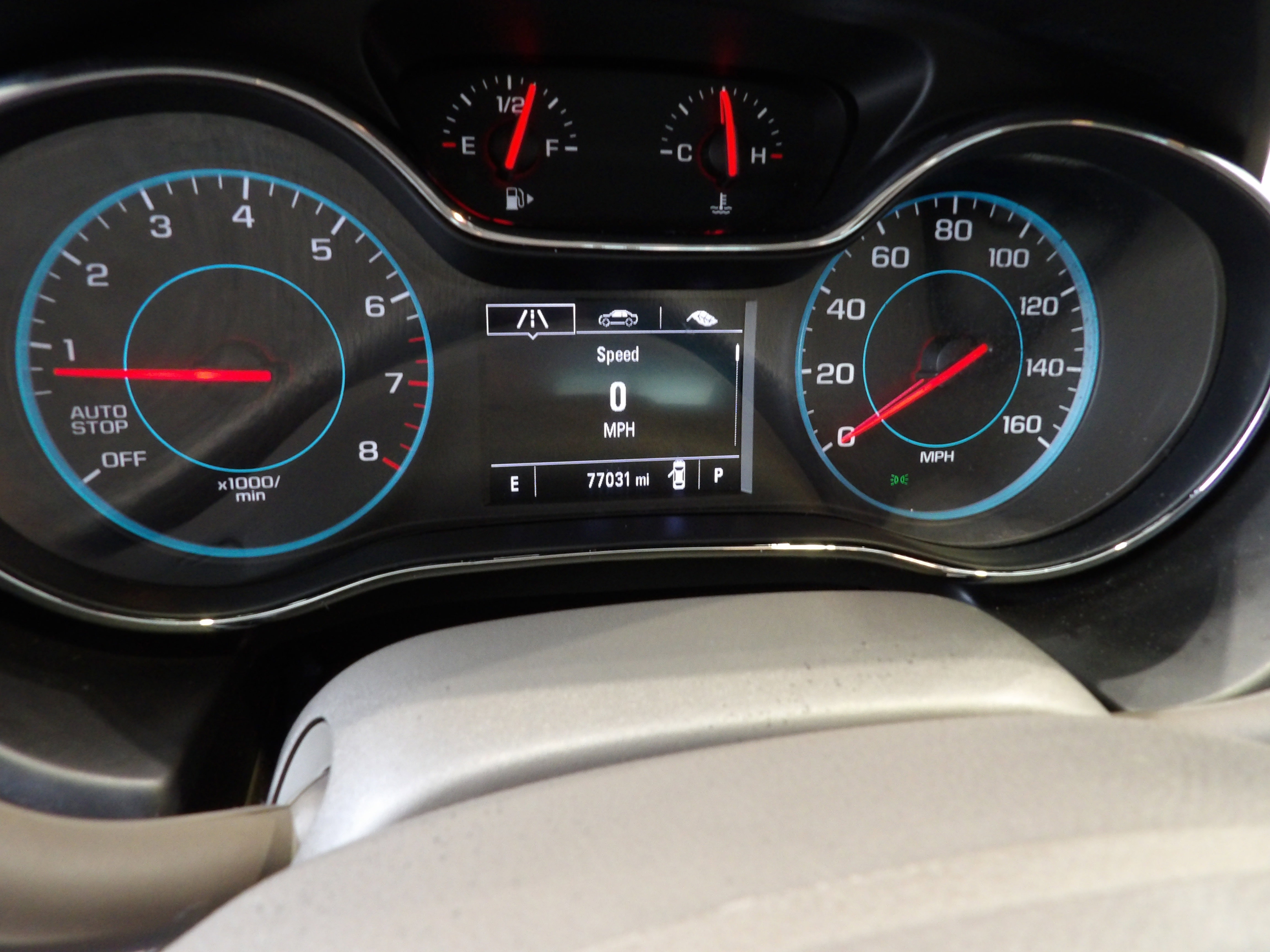 Used 2018 Chevrolet Cruze LT image 9