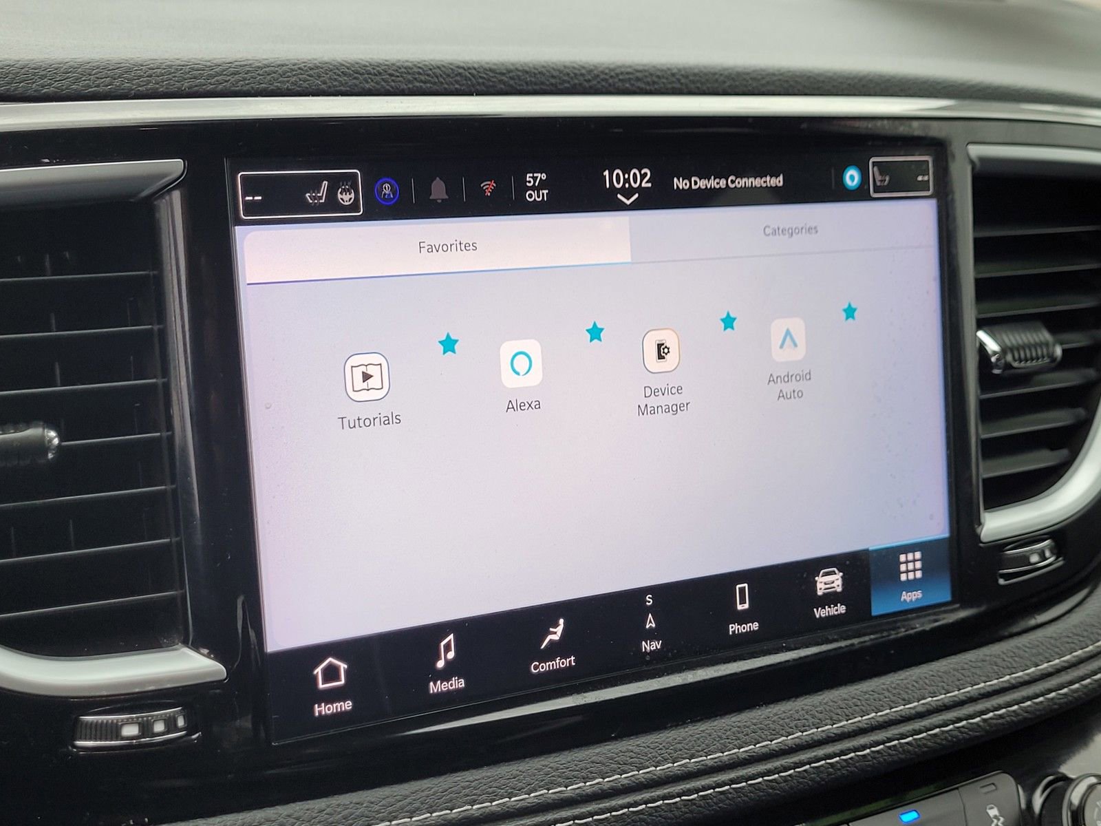Used 2024 Chrysler Pacifica Limited image 19