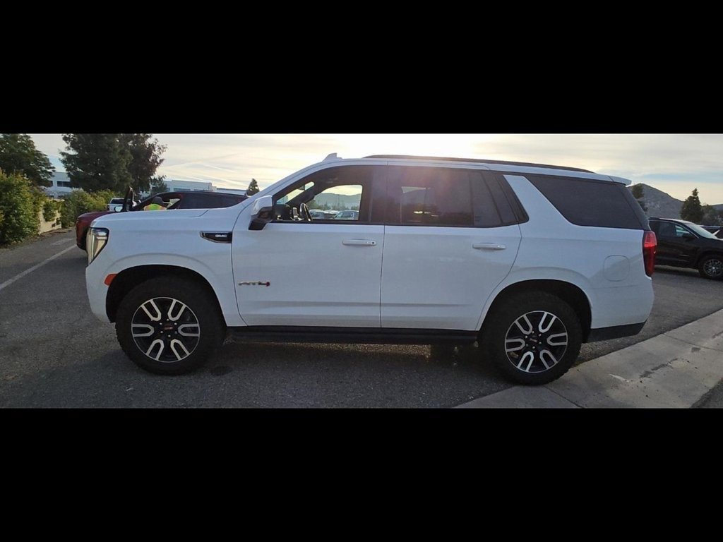 Used 2021 GMC Yukon AT4 w/ AT4 Premium Plus Package image 9