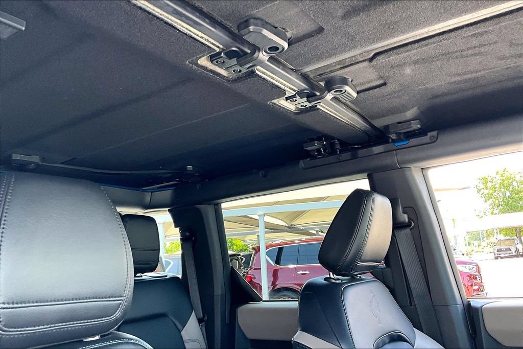 Used 2023 Ford Bronco Wildtrak AWD/4WD image 23