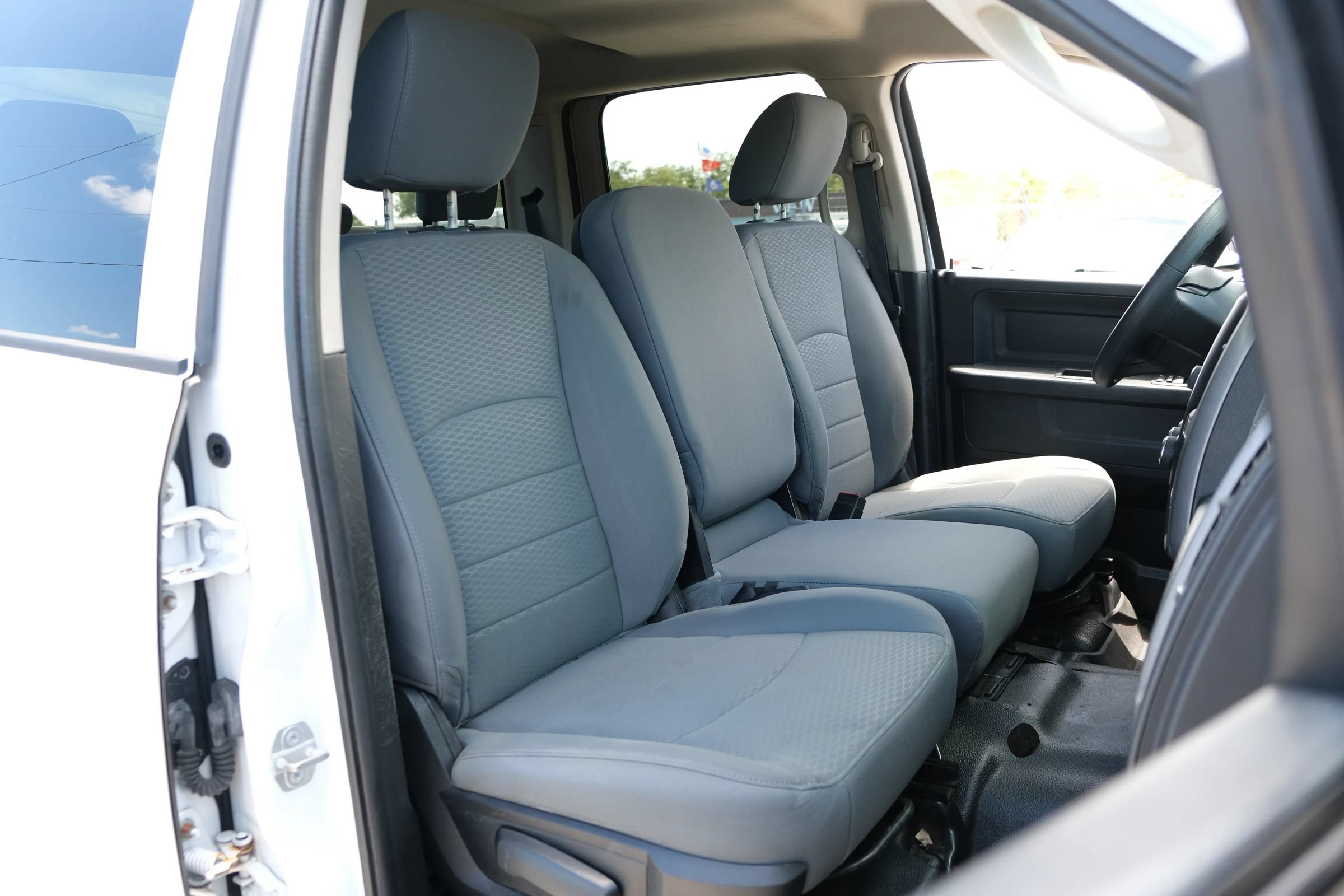 Used 2016 RAM 1500 Tradesman w/ Popular Equipment Group AWD/4WD image 11