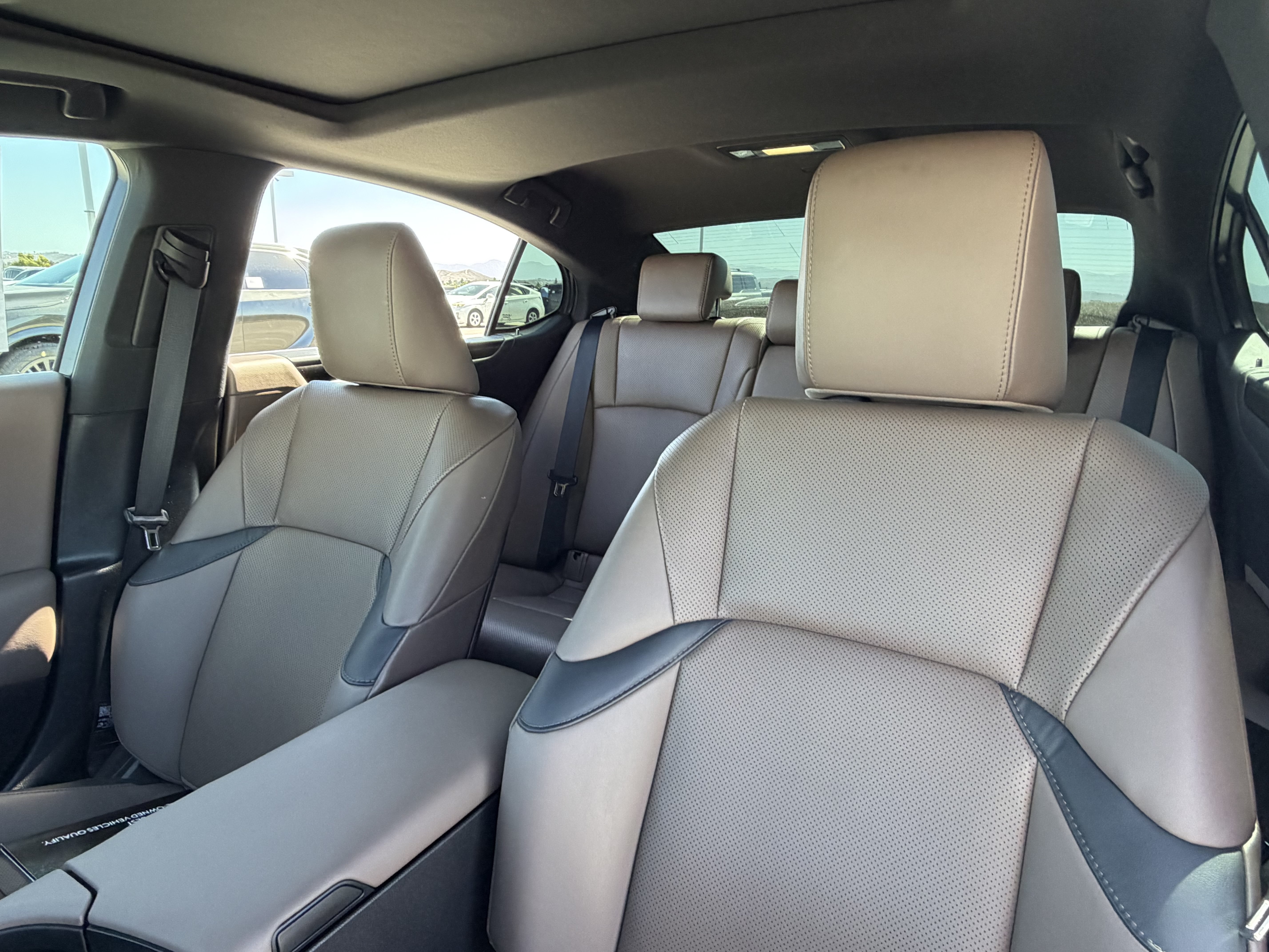 Certified 2023 Lexus ES 350 w/ Premium Package FWD image 21