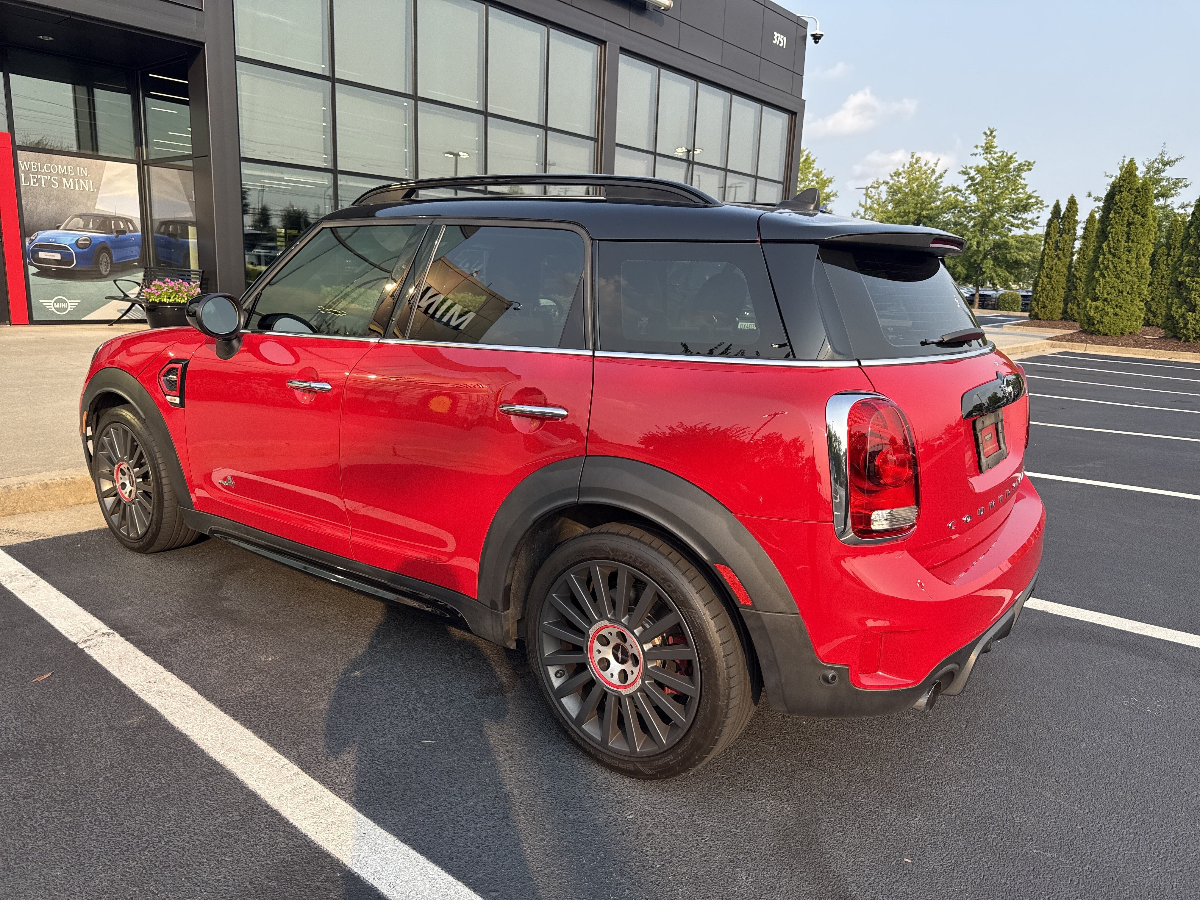 Used 2020 MINI Cooper Countryman John Cooper Works w/ Signature Upholstery Package AWD/4WD image 9