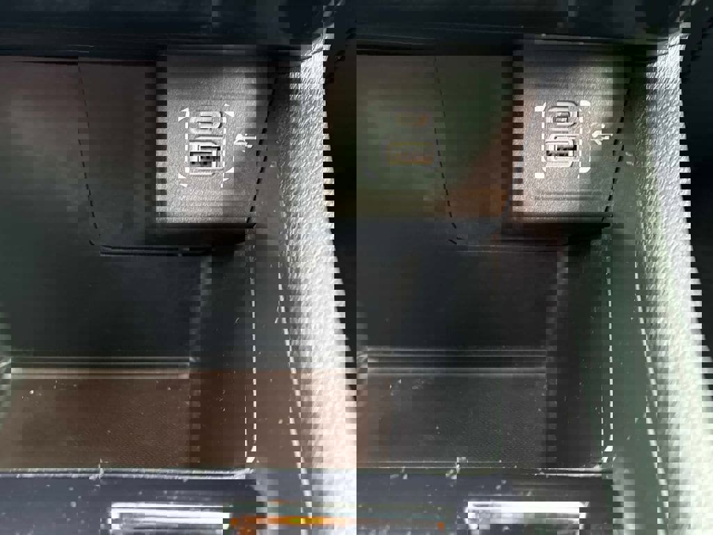 Used 2022 Jeep Compass Latitude image 28