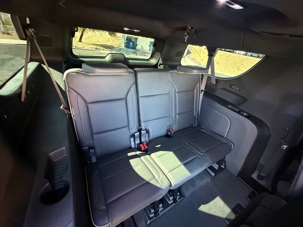 Certified 2023 Chevrolet Suburban Premier AWD/4WD image 21