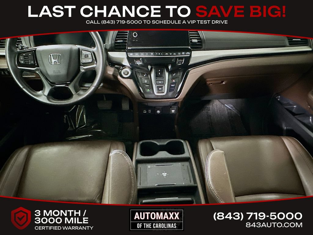 Used 2025 Honda Odyssey Touring image 17
