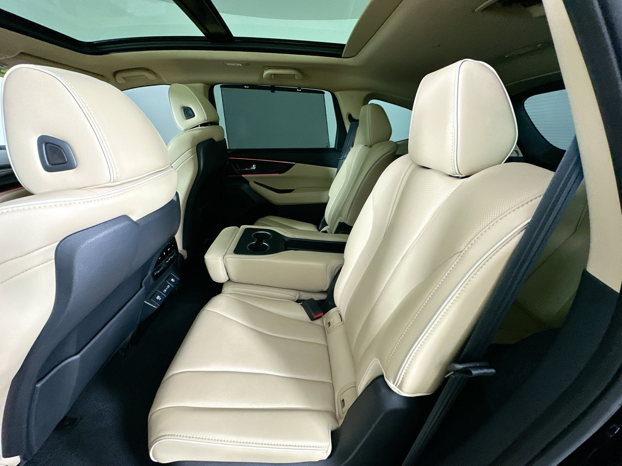 Used 2023 Acura MDX SH-AWD w/ Advance Package image 36