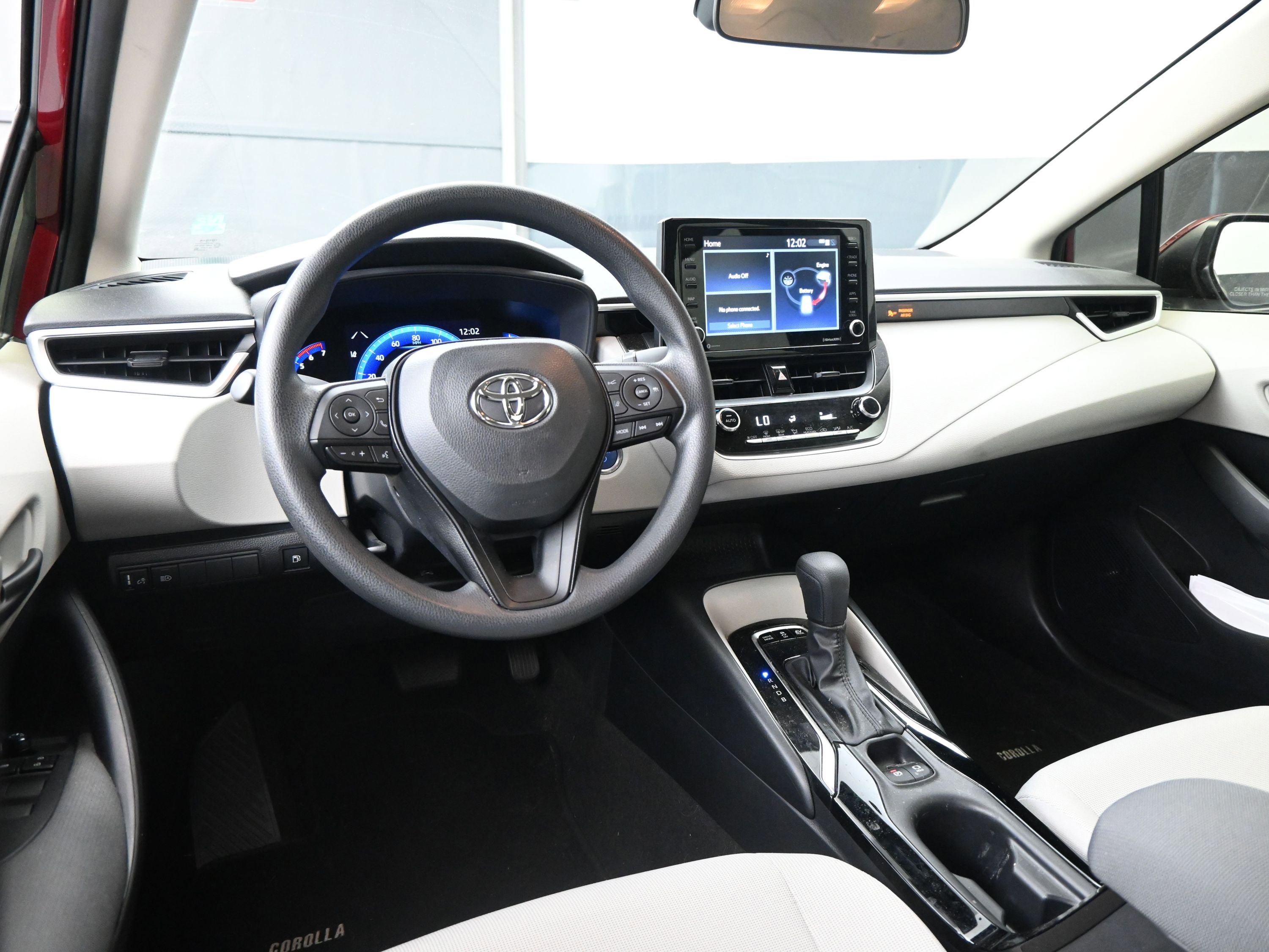Used 2022 Toyota Corolla LE FWD image 18