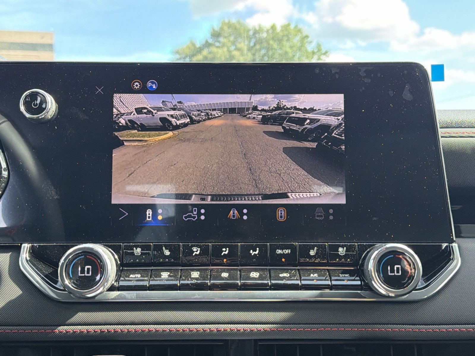 New 2026 Chevrolet Colorado Z71 w/ Technology Package AWD/4WD image 19