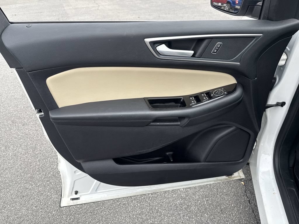 Used 2020 Ford Edge SEL w/ Convenience Package AWD/4WD image 21