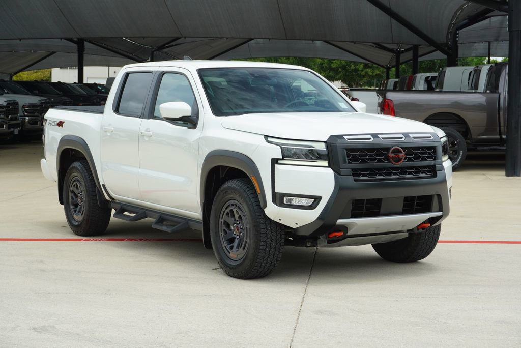 Used 2025 Nissan Frontier PRO-4X AWD/4WD image 6