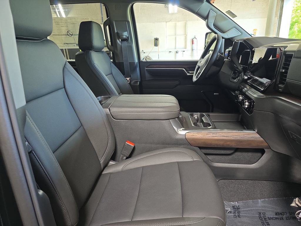 New 2026 GMC Sierra 2500 SLT AWD/4WD image 10