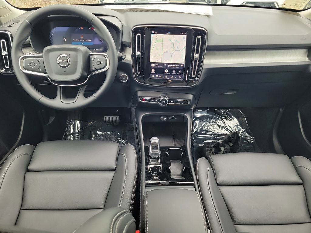 New 2026 Volvo XC40 B5 Plus w/ Climate Package AWD/4WD image 5
