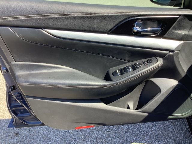 Used 2016 Nissan Maxima 3.5 SV FWD image 14
