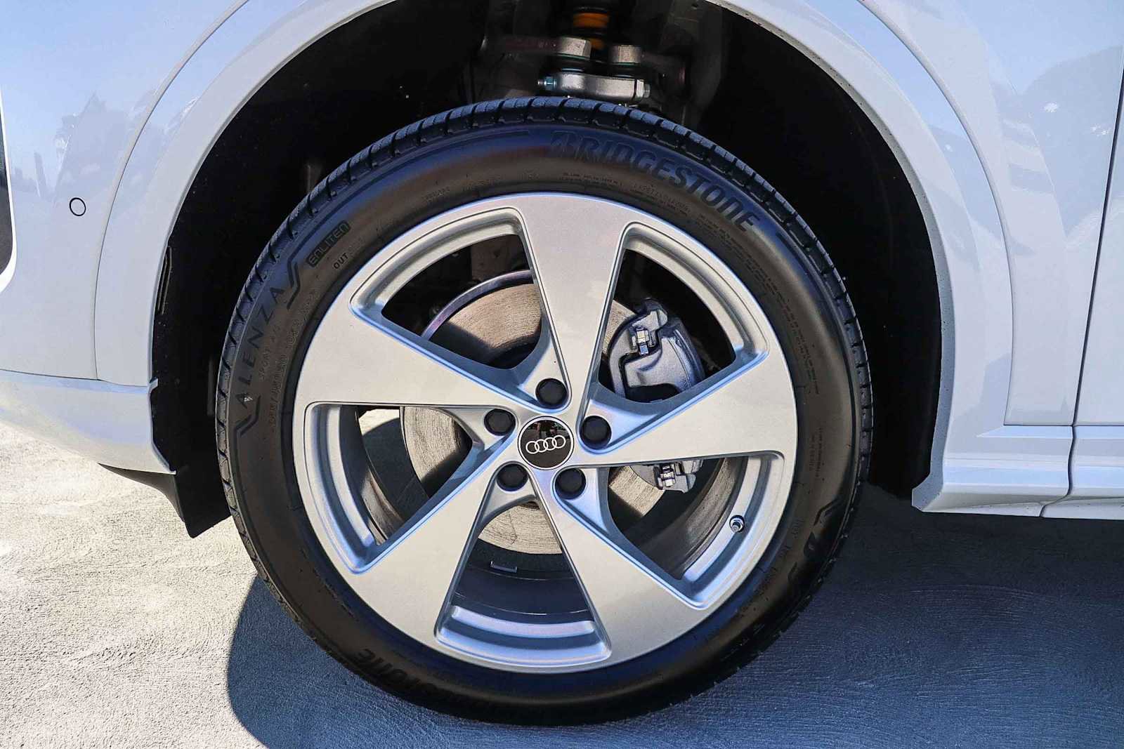 New 2025 Audi Q5 Premium Plus image 14