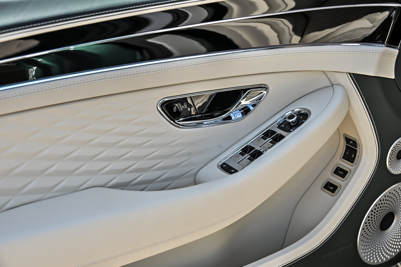 New 2026 Bentley Continental GT Azure AWD/4WD image 16