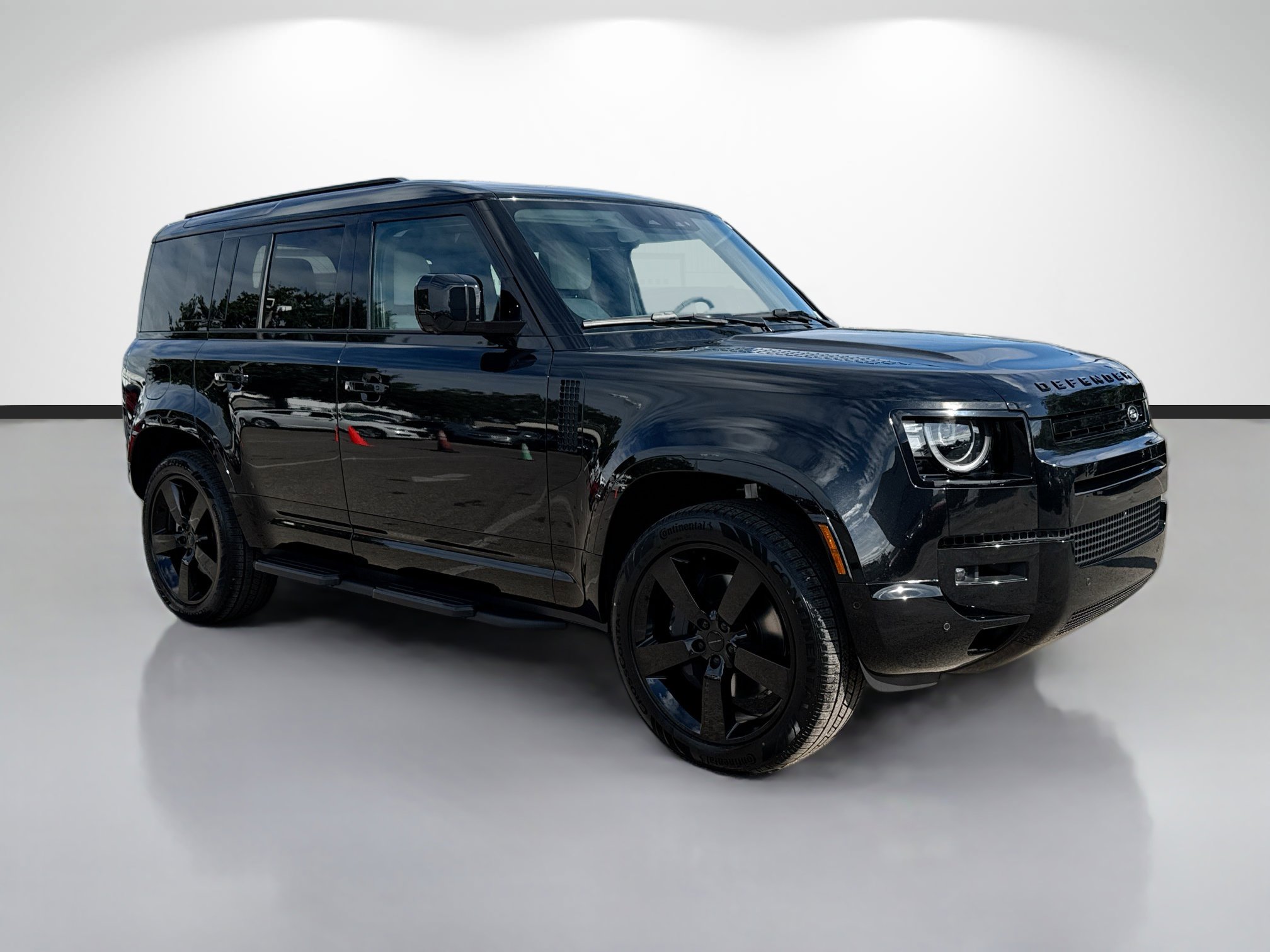 New 2026 Land Rover Defender 110 X-Dynamic SE image 7