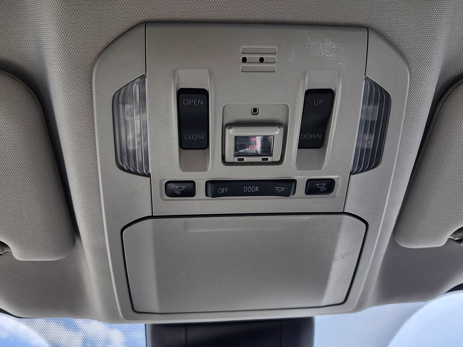 Used 2022 Toyota Highlander XLE AWD/4WD image 37