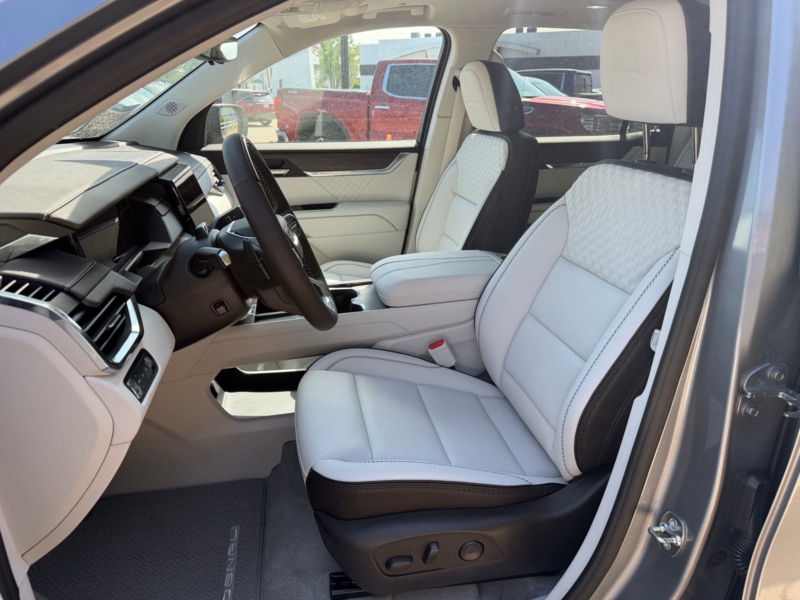 New 2026 GMC Acadia Denali w/ Super Cruise Package AWD/4WD image 11