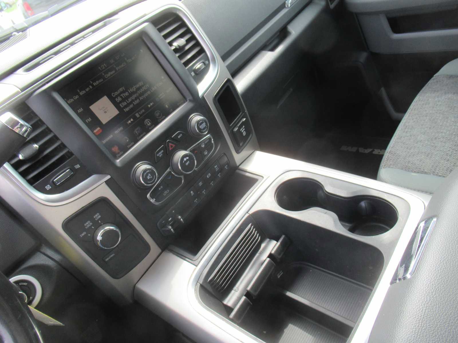 Used 2016 RAM 2500 Big Horn image 32