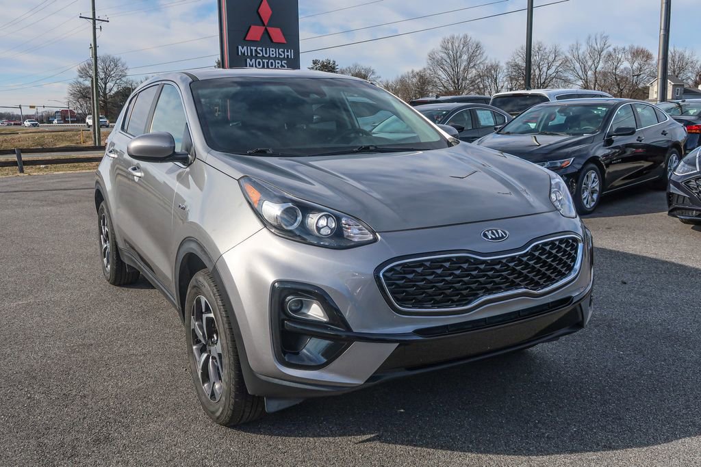 Used 2022 Kia Sportage LX image 7