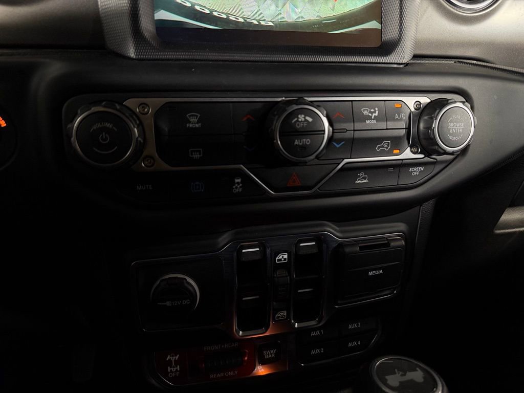 Used 2023 Jeep Wrangler Unlimited Rubicon 4xe w/ Steel Bumper Group image 18