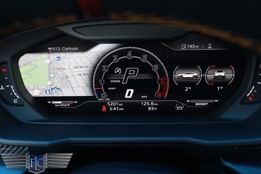Used 2024 Lamborghini Urus Performante AWD/4WD image 42