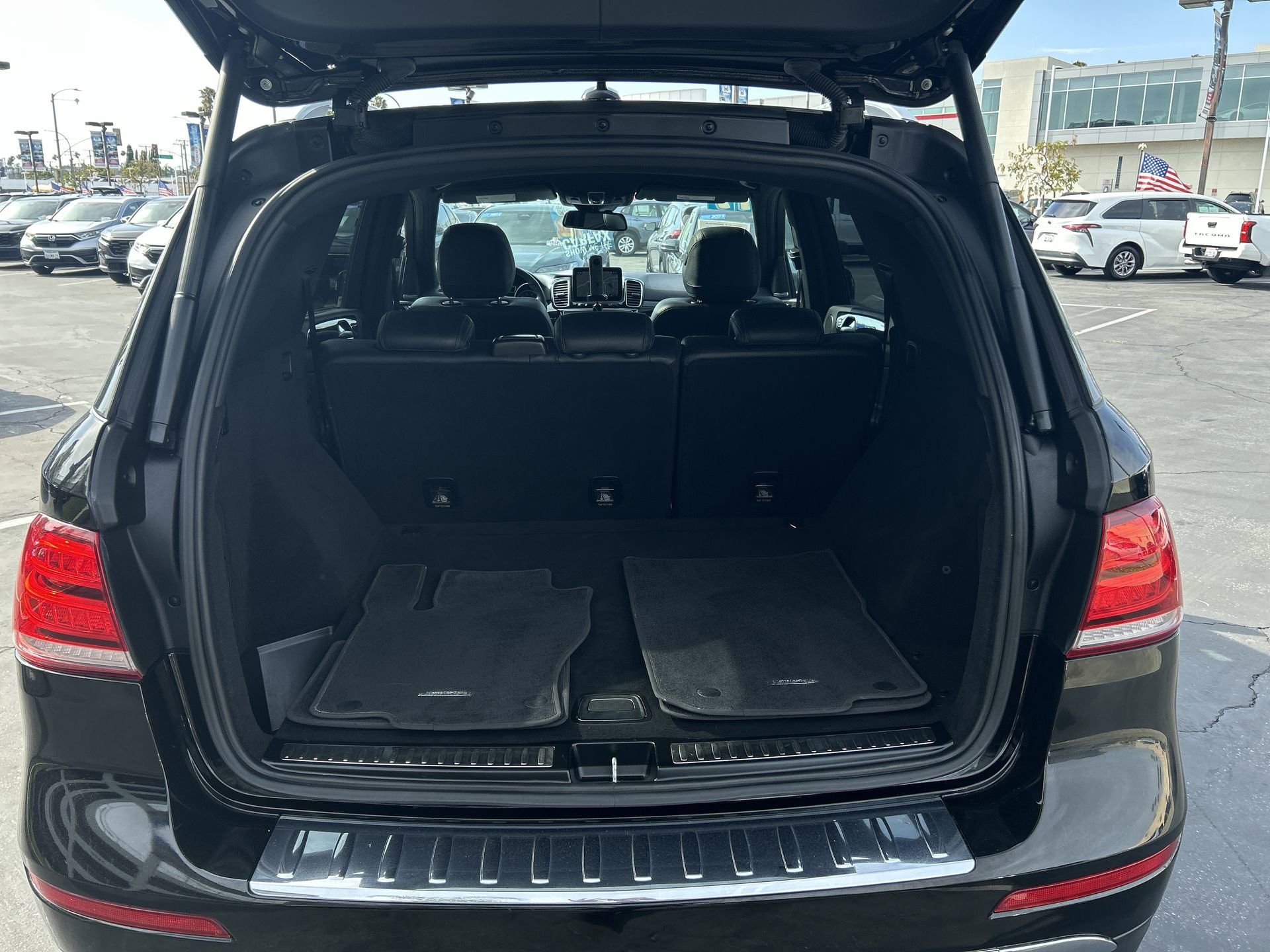 Used 2017 Mercedes-Benz GLE 350 4MATIC image 25