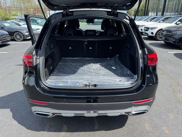 Used 2026 Mercedes-Benz GLC 300 4MATIC image 11