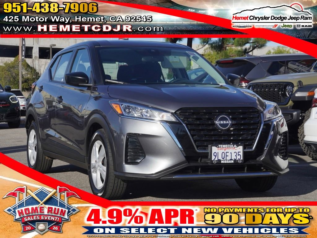 Used 2024 Nissan Kicks S image 1