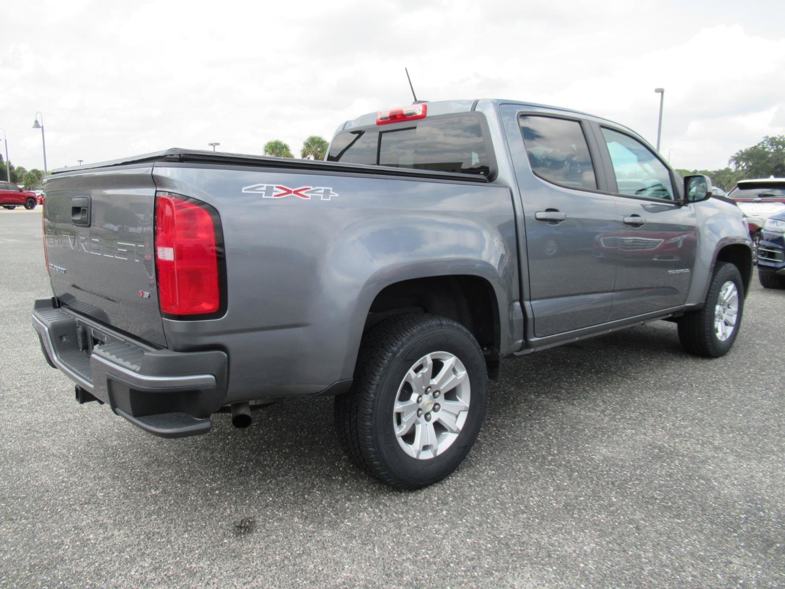 Certified 2022 Chevrolet Colorado LT w/ Luxury Package AWD/4WD image 6