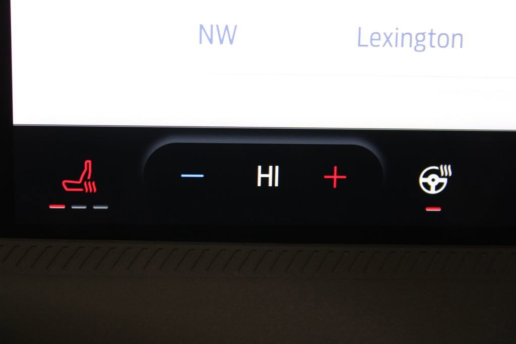 New 2025 Ford Maverick Lariat w/ Black Appearance Package image 56