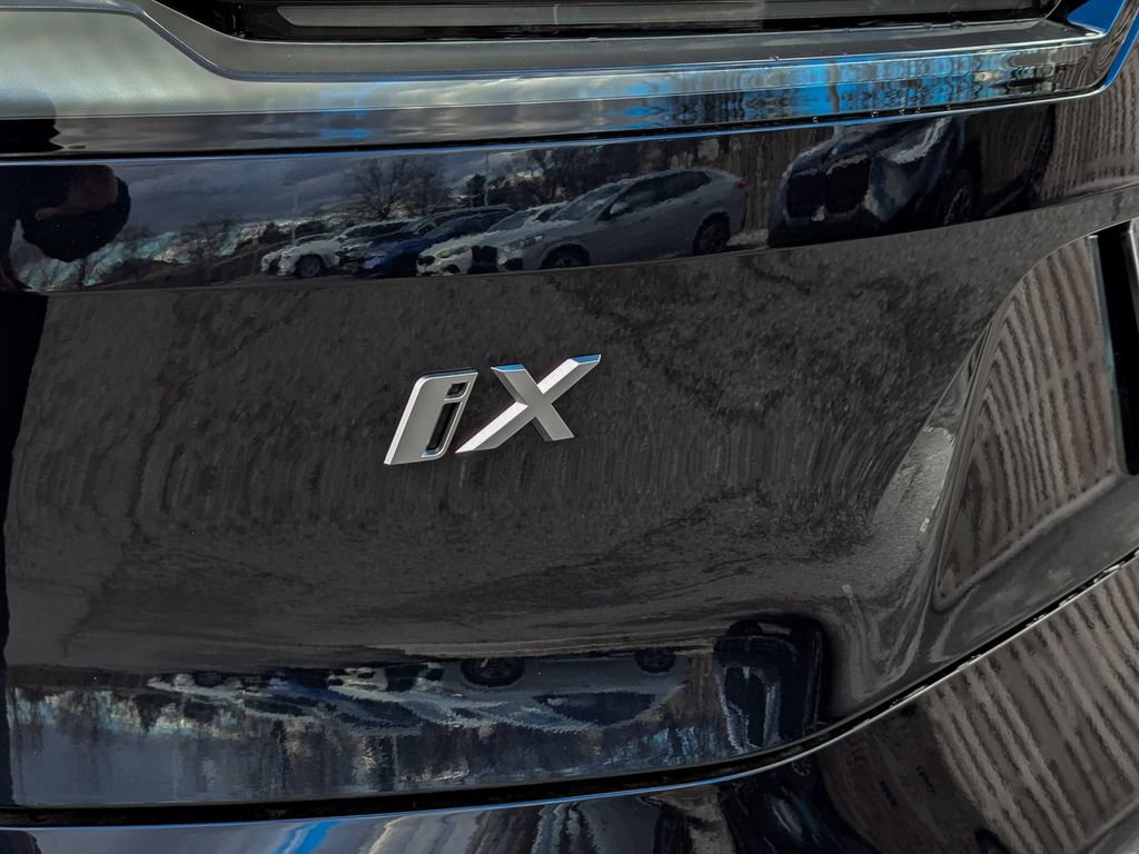 Used 2026 BMW iX xDrive45 image 8