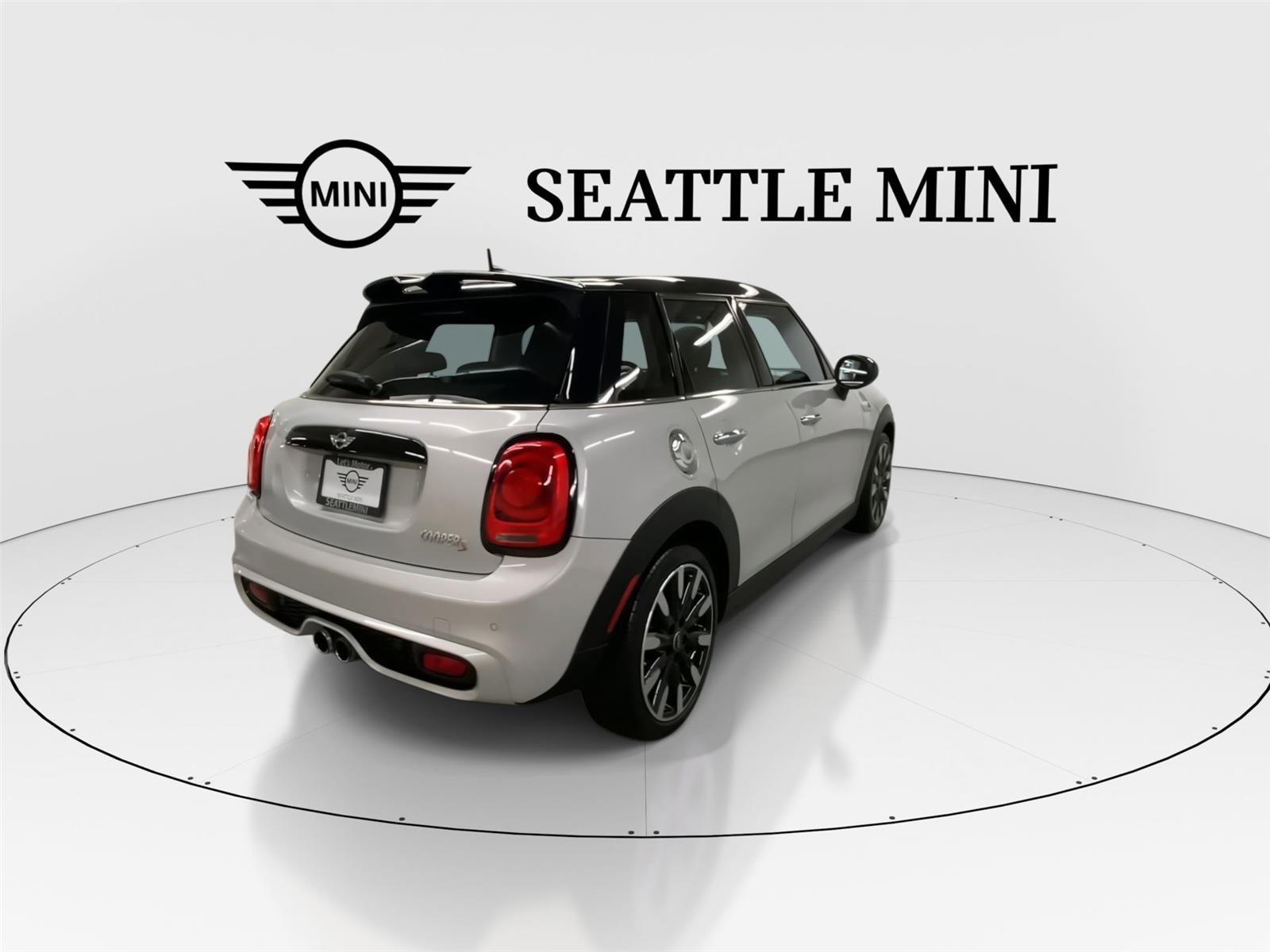 Used 2017 MINI Cooper S image 11