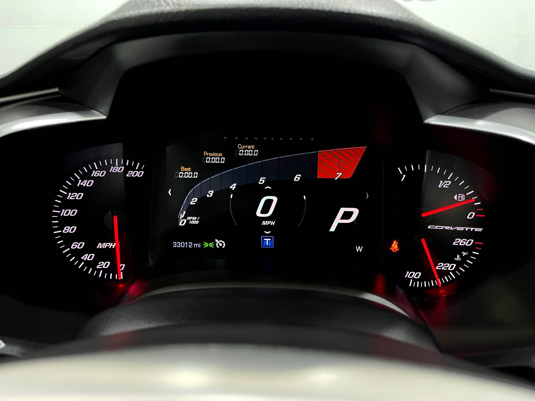 Used 2019 Chevrolet Corvette Stingray Coupe RWD image 19