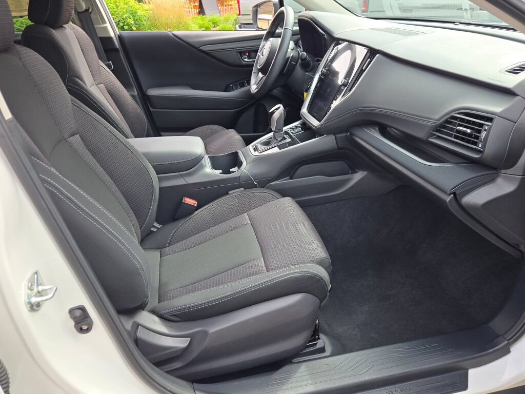 Certified 2024 Subaru Outback Premium AWD/4WD image 10