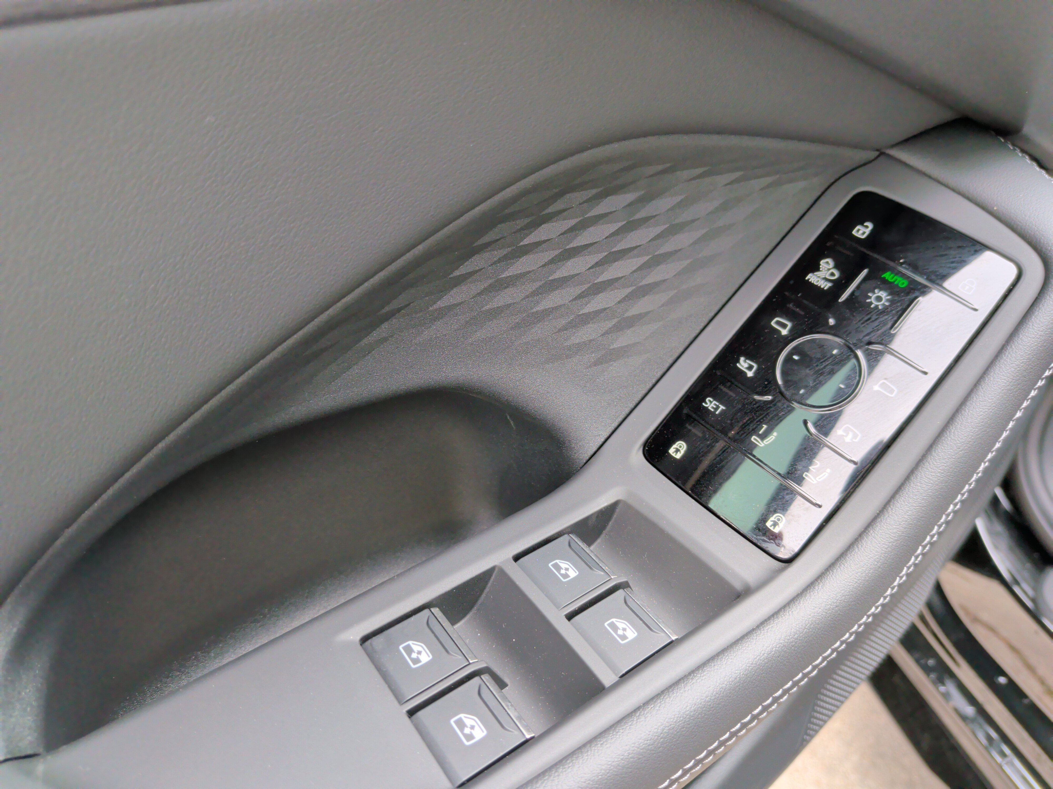 Used 2026 Audi A6 Premium Plus image 14