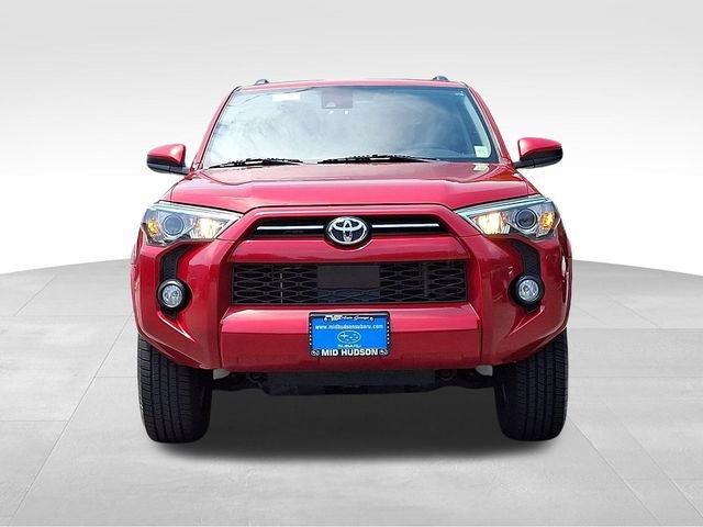 Used 2020 Toyota 4Runner SR5 AWD/4WD image 2
