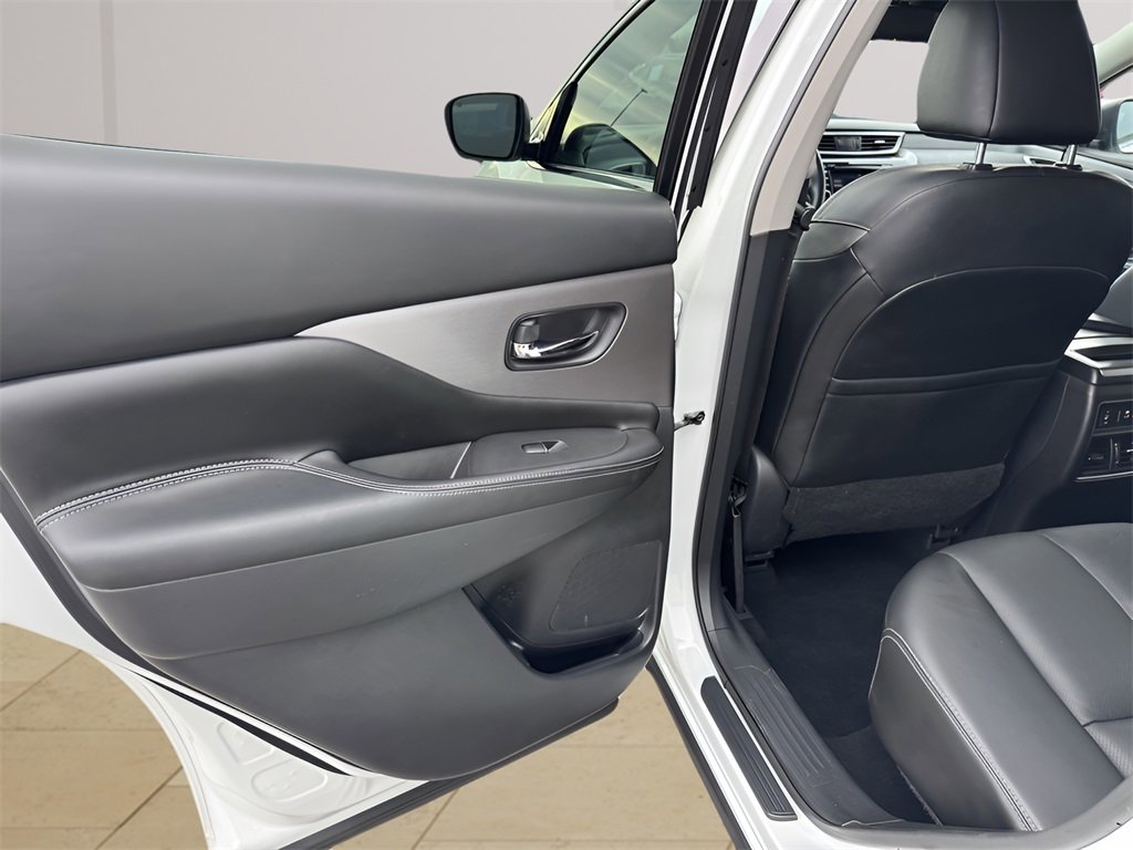 Used 2021 Nissan Murano SL w/ SL Moonroof Package image 19