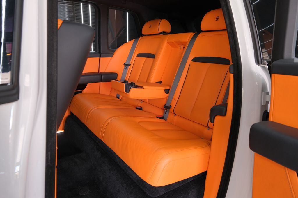 Used 2021 Rolls-Royce Cullinan AWD/4WD image 18